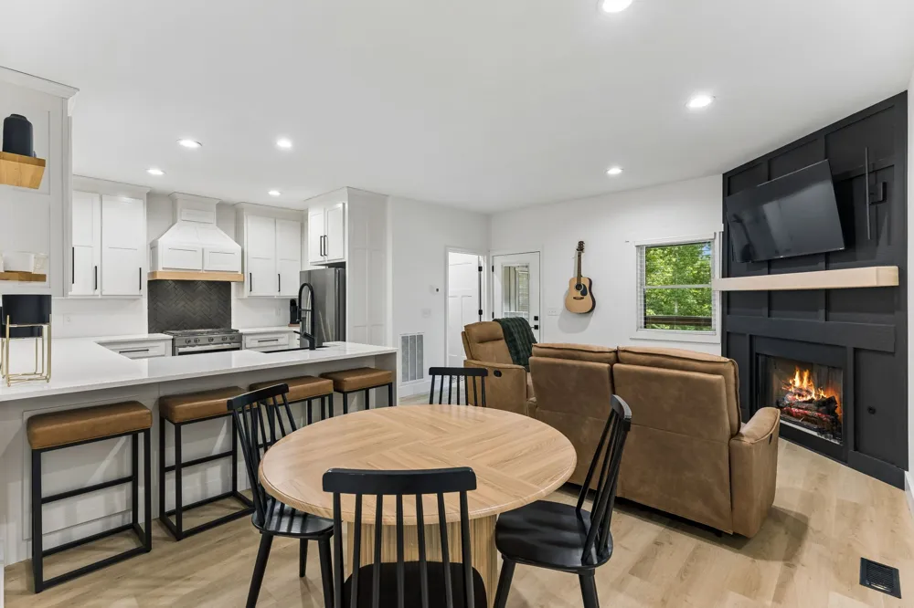 254 Saddlebrook Dr Hohenwald, TN 38462
