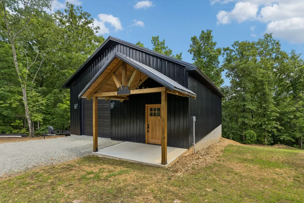254 Saddlebrook Dr Hohenwald, TN 38462