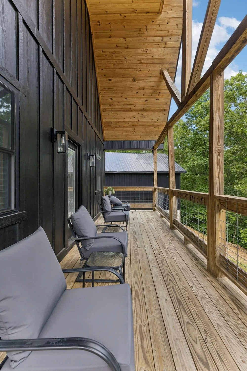 254 Saddlebrook Dr Hohenwald, TN 38462
