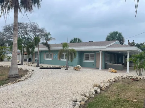 720 E GULF BOULEVARD #B