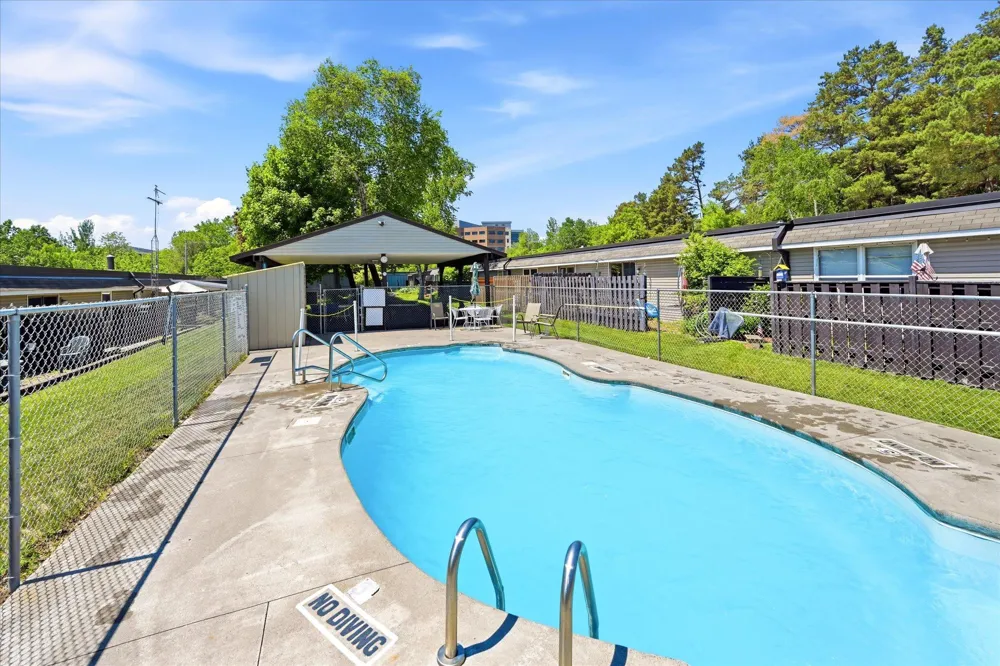 6081 Paris Avenue #B2 Stillwater, MN 55082