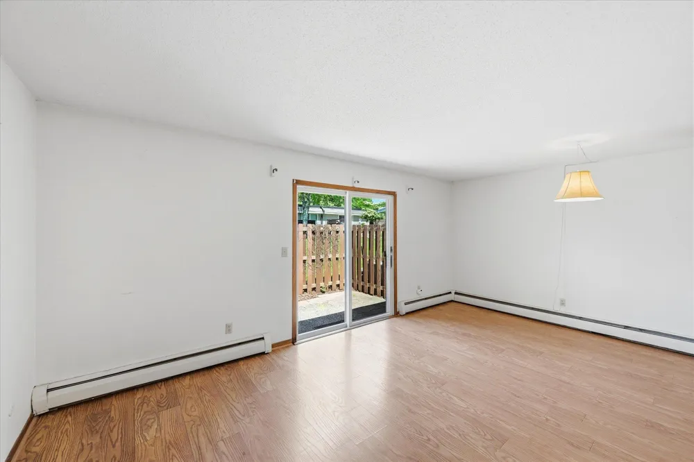 6081 Paris Avenue #B2 Stillwater, MN 55082