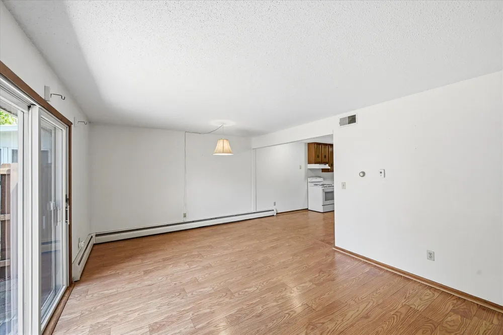 6081 Paris Avenue #B2 Stillwater, MN 55082