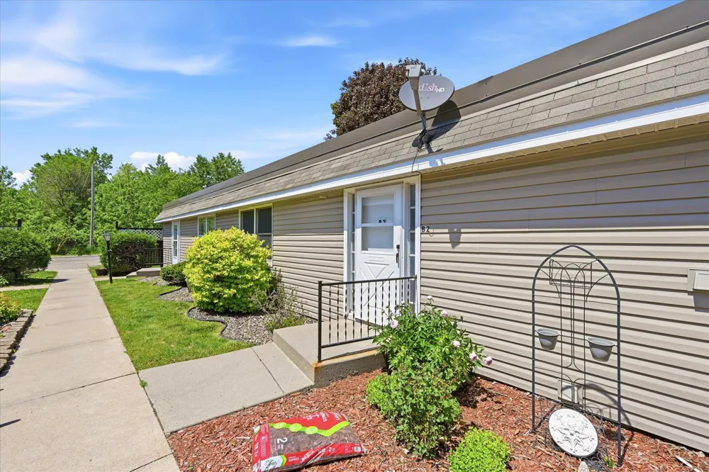 6081 Paris Avenue #B2 Stillwater, MN 55082