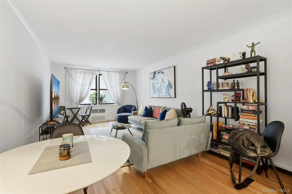 337 E 50th Street #2E New York (Manhattan), NY 10022