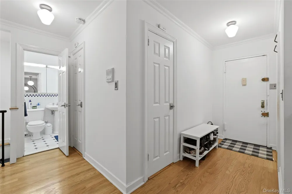 337 E 50th Street #2E New York (Manhattan), NY 10022