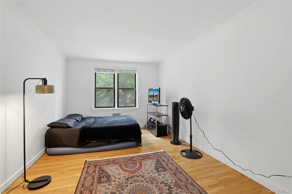 337 E 50th Street #2E New York (Manhattan), NY 10022