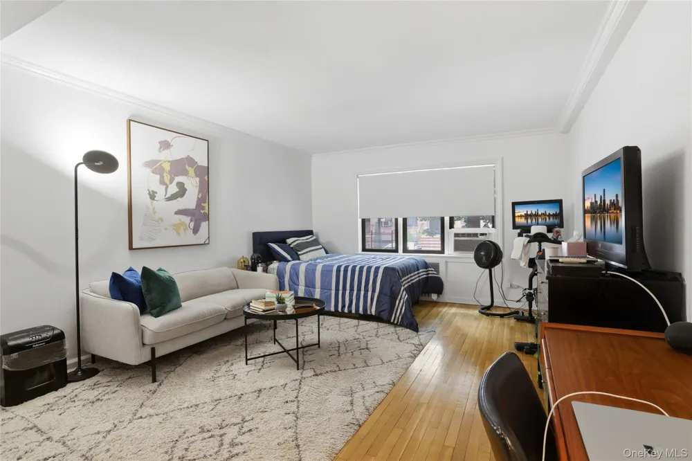 337 E 50th Street #2E New York (Manhattan), NY 10022