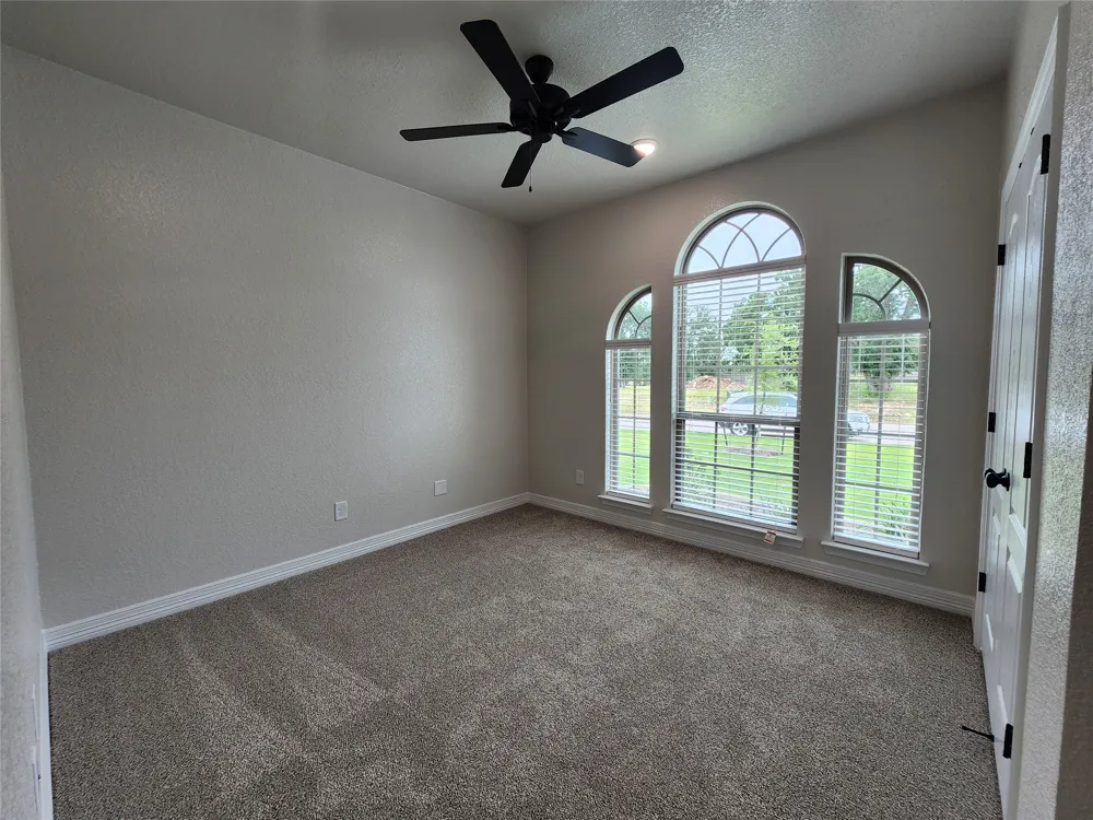 806 Eagle Heights Drive Salado, TX 76571