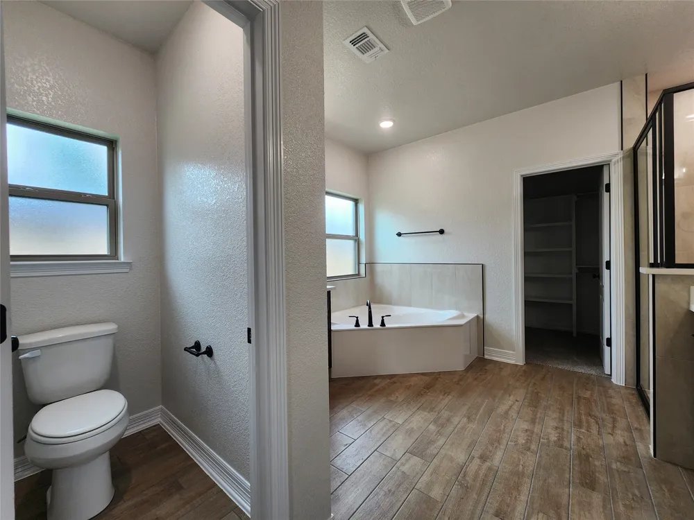 806 Eagle Heights Drive Salado, TX 76571