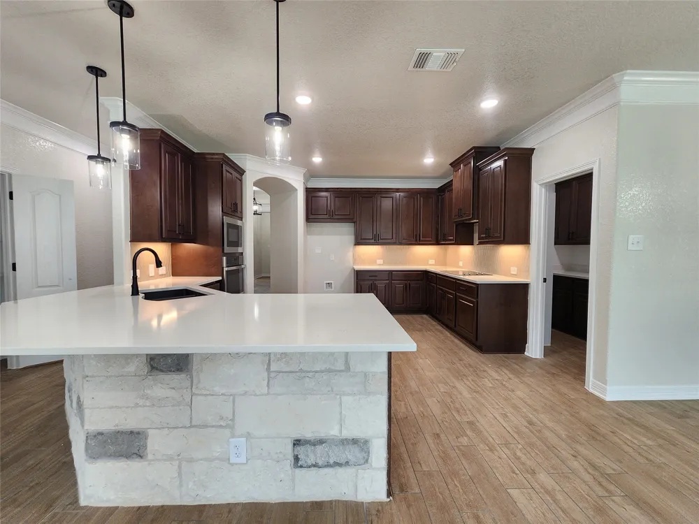806 Eagle Heights Drive Salado, TX 76571