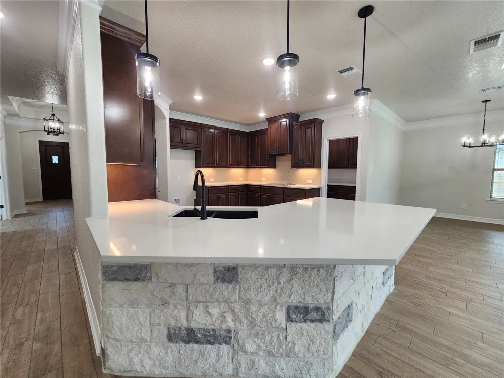 806 Eagle Heights Drive Salado, TX 76571