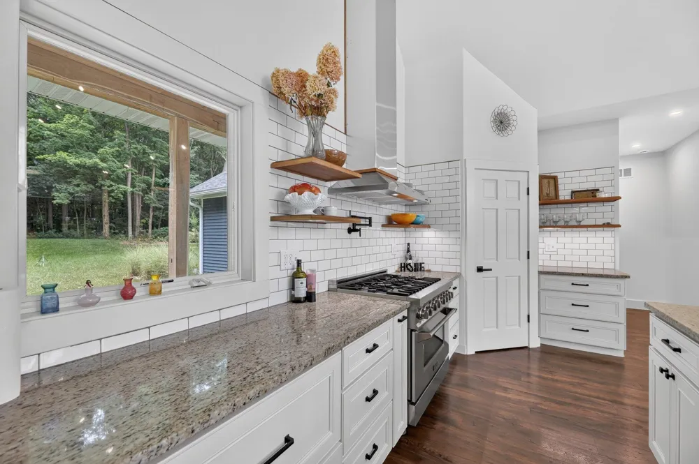 9777 16th Street Plainwell, MI 49080
