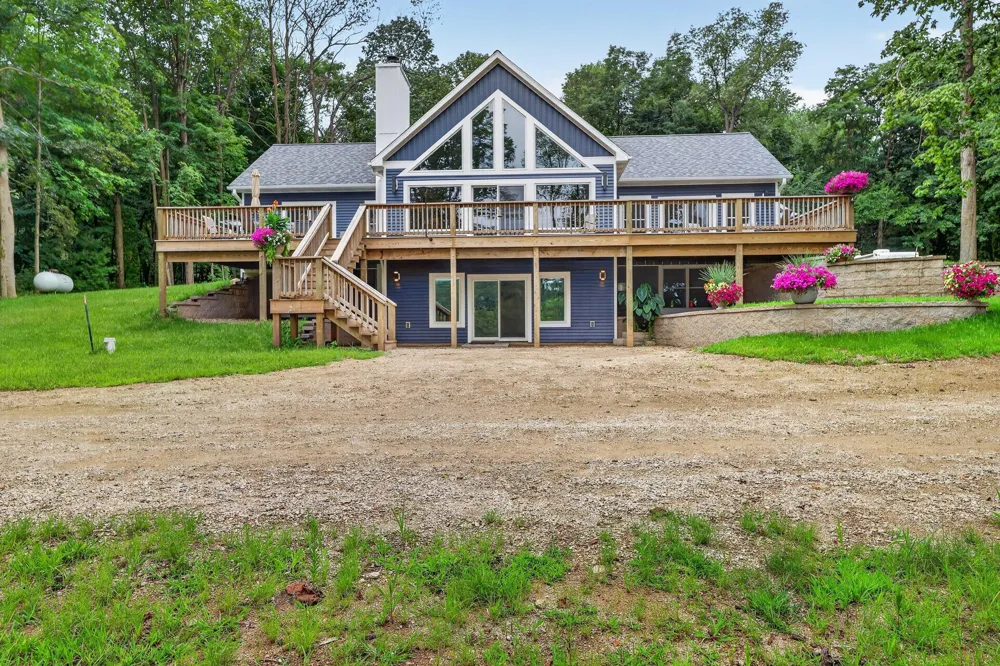 9777 16th Street Plainwell, MI 49080
