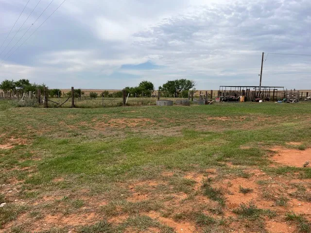 758 County Road 317 Rotan, TX 79546