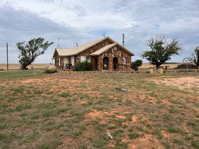 758 County Road 317 Rotan, TX 79546