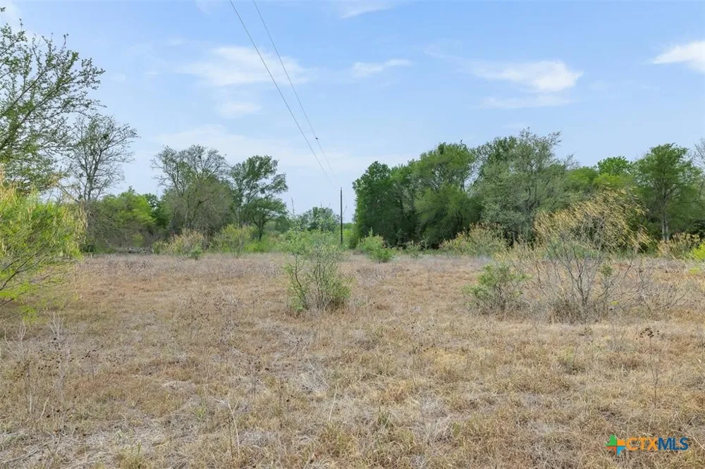 579 Lower Elgin Road Elgin, TX 78621
