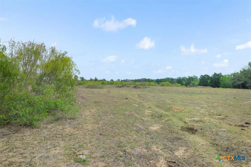 579 Lower Elgin Road Elgin, TX 78621
