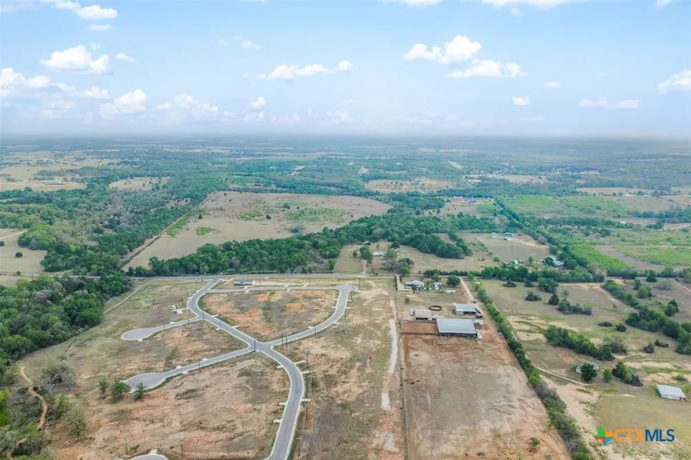 579 Lower Elgin Road Elgin, TX 78621