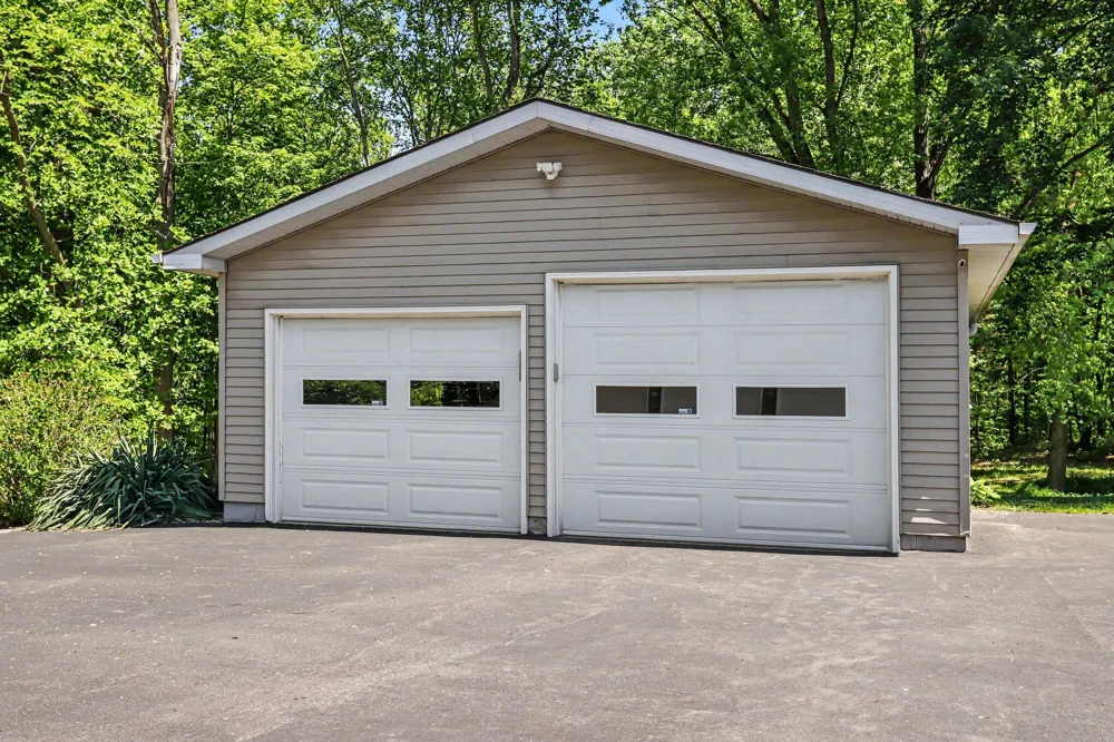 20112 13 Mile Road Convis Township, MI 49014