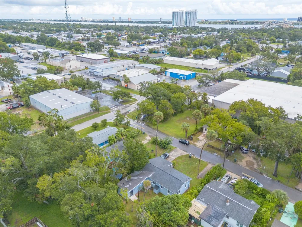 730 FLANDERS AVENUE Daytona Beach, FL 32114