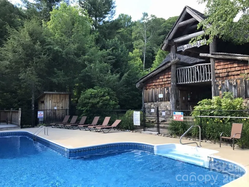 21 Overlook Drive #21/23 Mars Hill, NC 28754