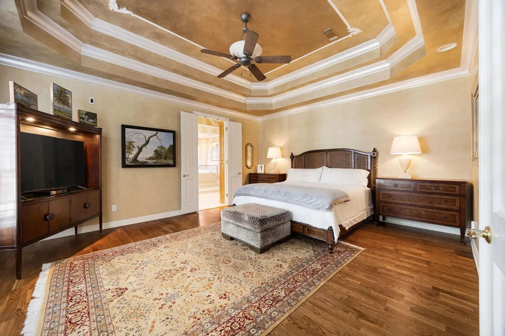 2821 Reynolds Port Neches, TX 77651