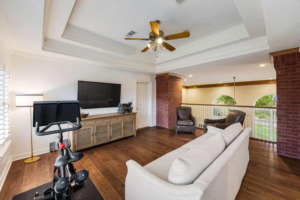 2821 Reynolds Port Neches, TX 77651