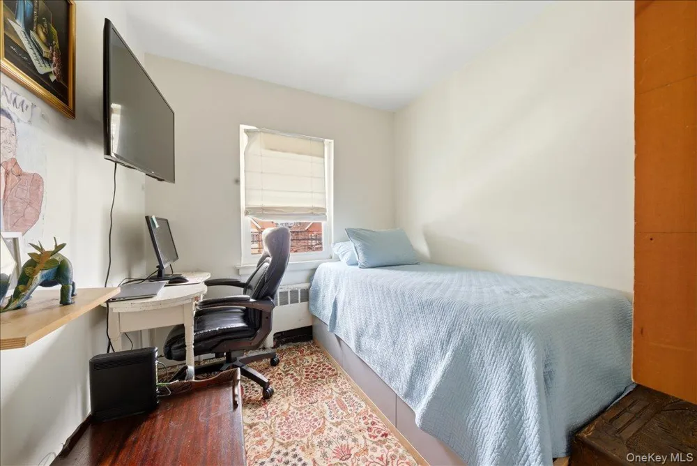 4425 Richardson Avenue Bronx, NY 10470