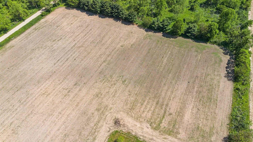 22111 Dutch Settlement Street Cassopolis, MI 49031