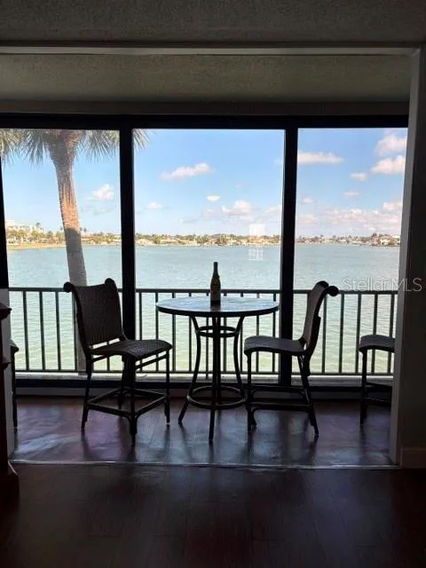 7920 SUN ISLAND DRIVE S #205 South Pasadena, FL 33707