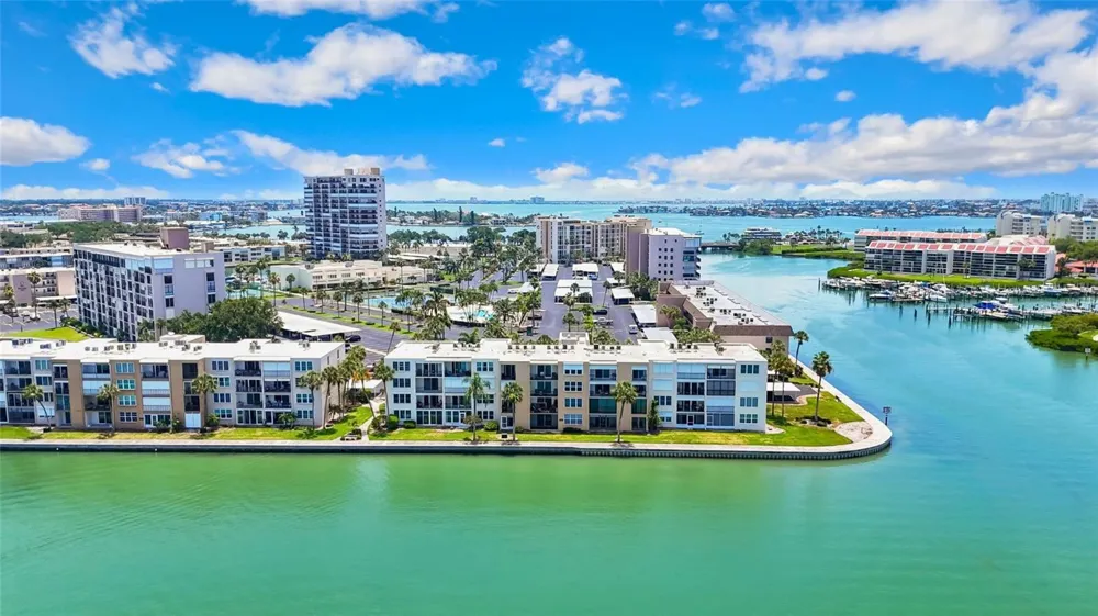 7920 SUN ISLAND DRIVE S #205 South Pasadena, FL 33707