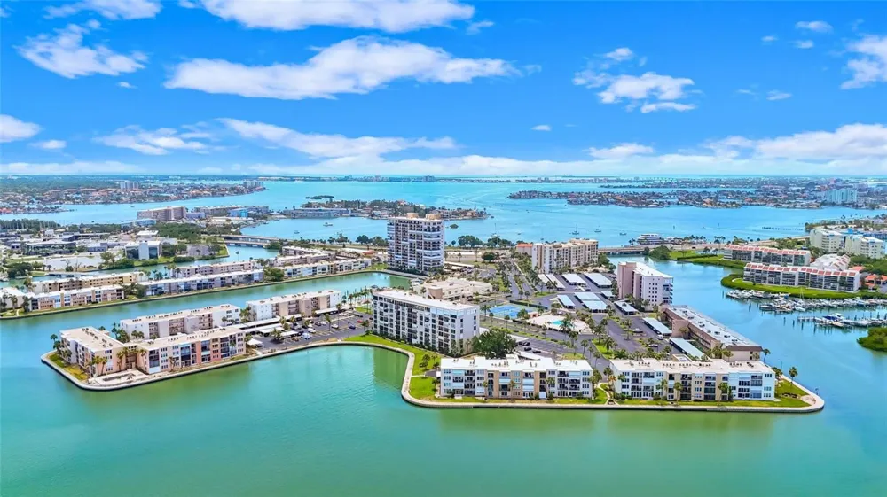 7920 SUN ISLAND DRIVE S #205 South Pasadena, FL 33707