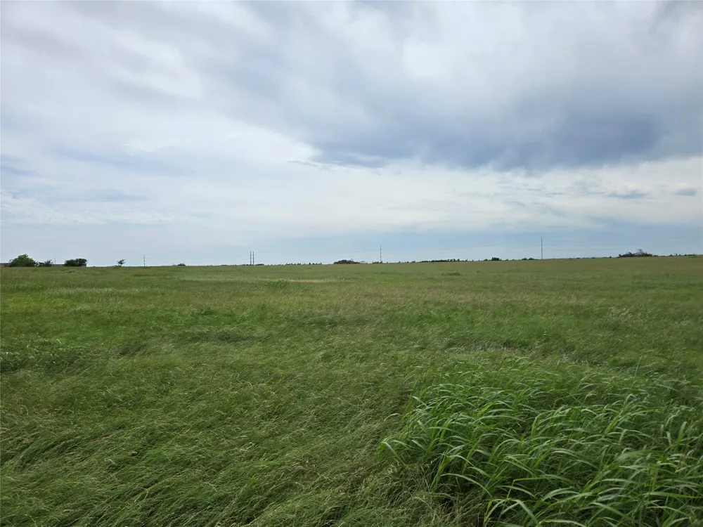 1401 CR 144 Jarrell, TX 76537