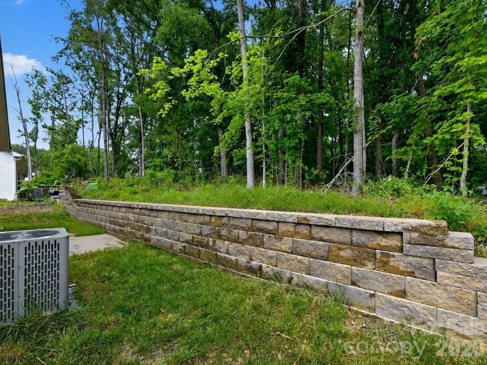103 Trexler Avenue Mount Holly, NC 28120