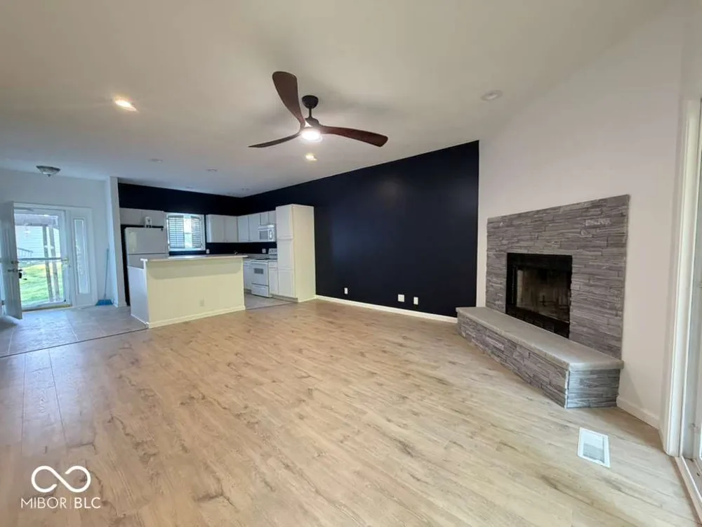 9640 S Bay Pointe Court #11 Bloomington, IN 47401