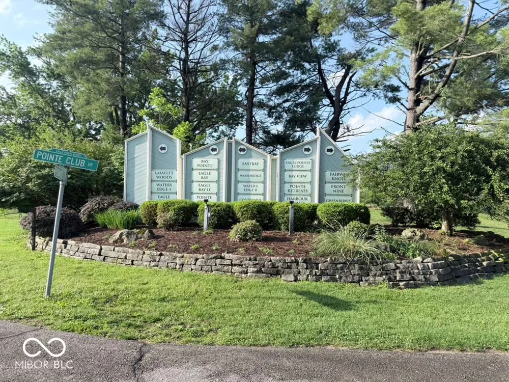 9640 S Bay Pointe Court #11 Bloomington, IN 47401