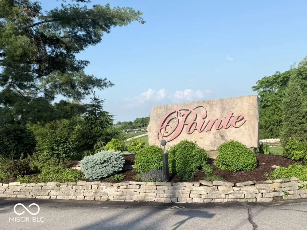 9640 S Bay Pointe Court #11 Bloomington, IN 47401