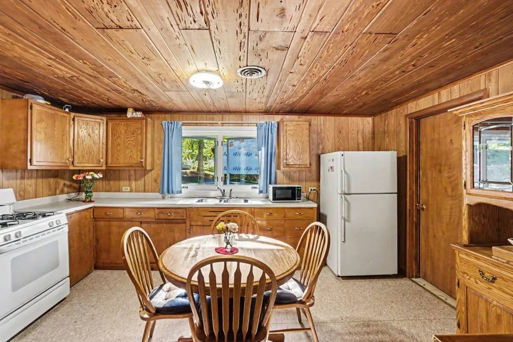 5207 E High Tower Lake Road Newfield Township, MI 49421