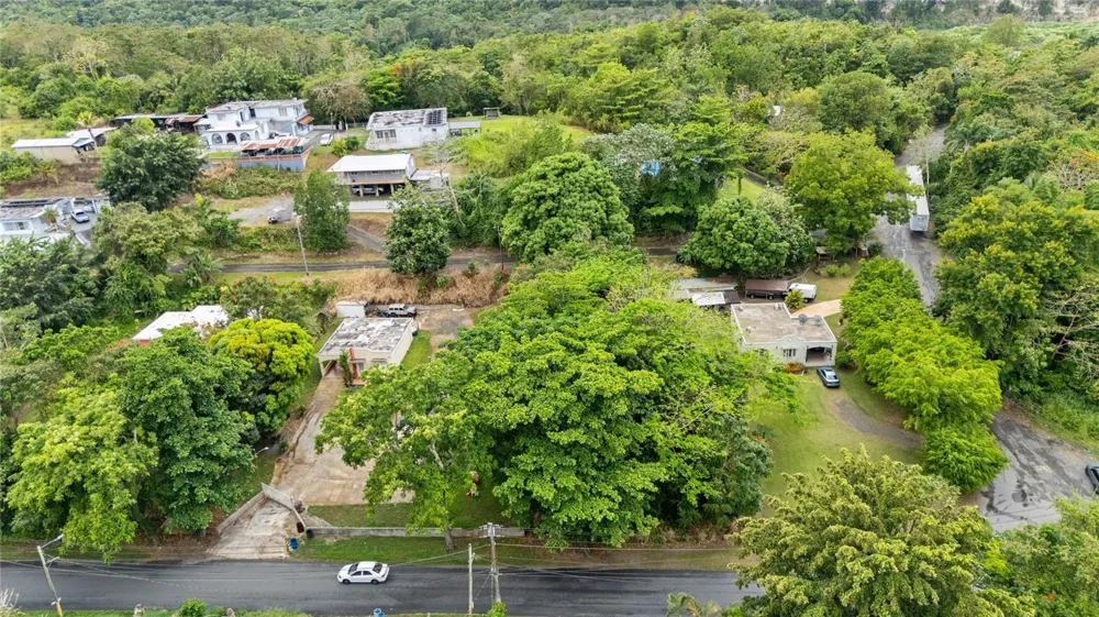 6685 ESTATAL ROAD Manati, PR 00674