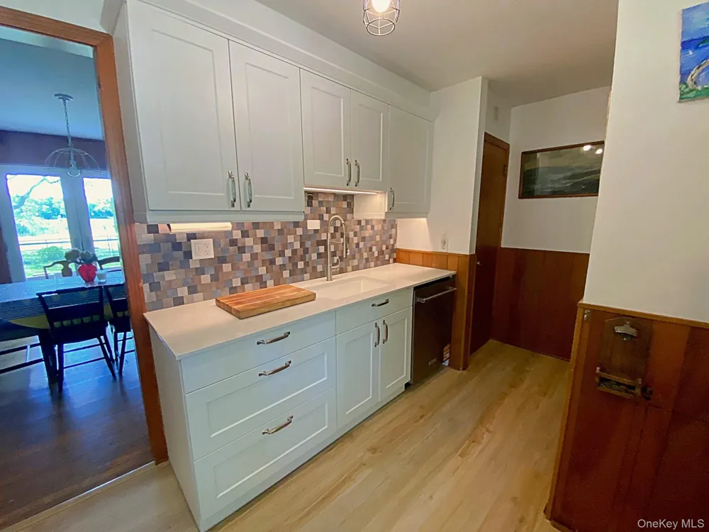 900 Mason Drive Cutchogue, NY 11935
