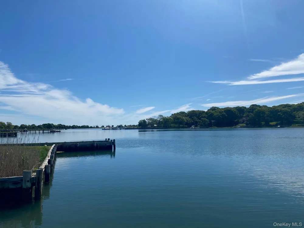 900 Mason Drive Cutchogue, NY 11935
