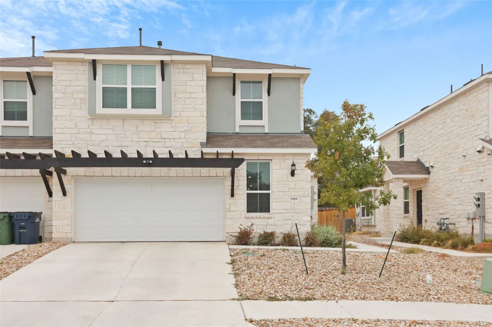 1519 Fenton Hill Drive Leander, TX 78641