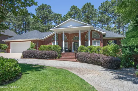 31 Juniper Creek Boulevard