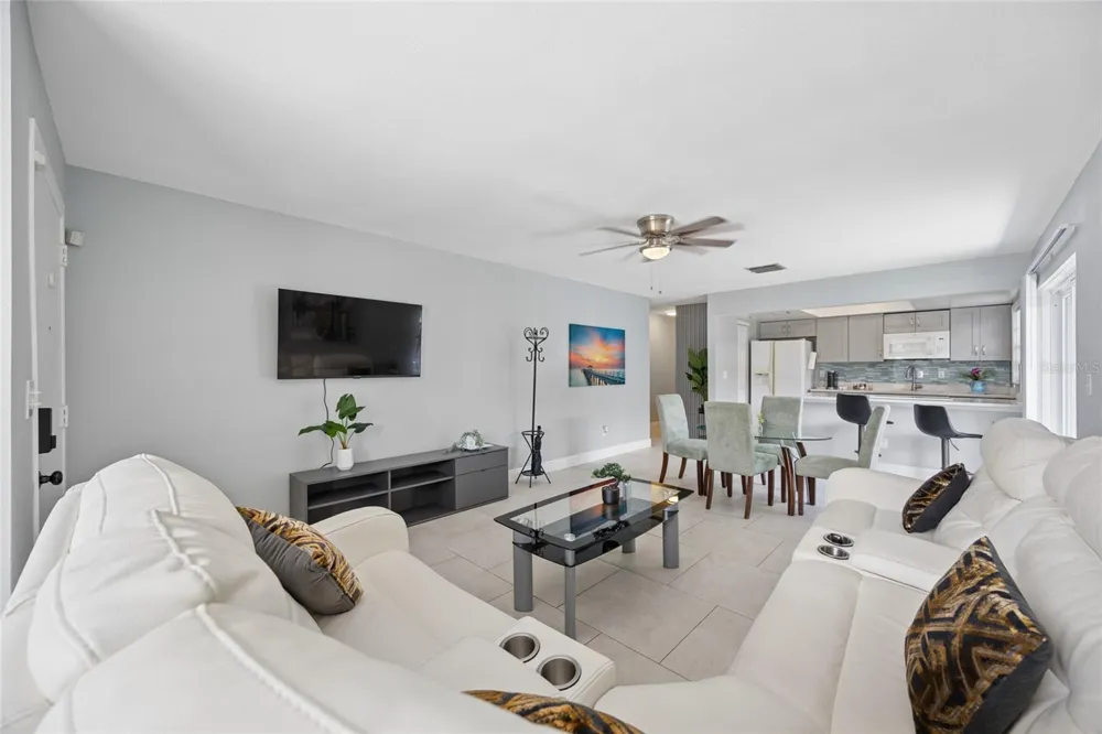 536 HIBISCUS WAY #7B Orlando, FL 32807