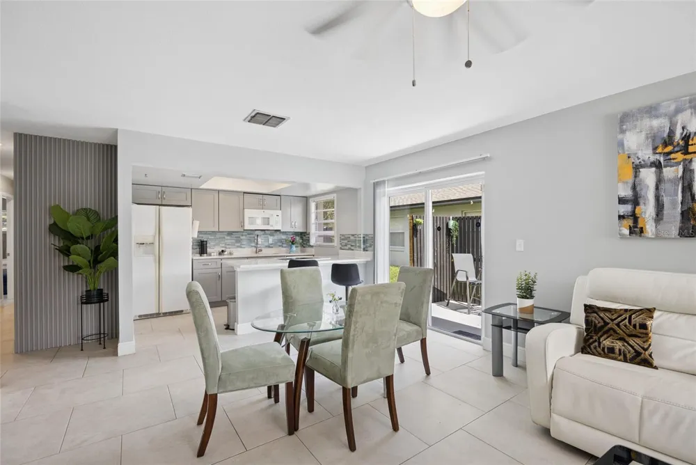 536 HIBISCUS WAY #7B Orlando, FL 32807