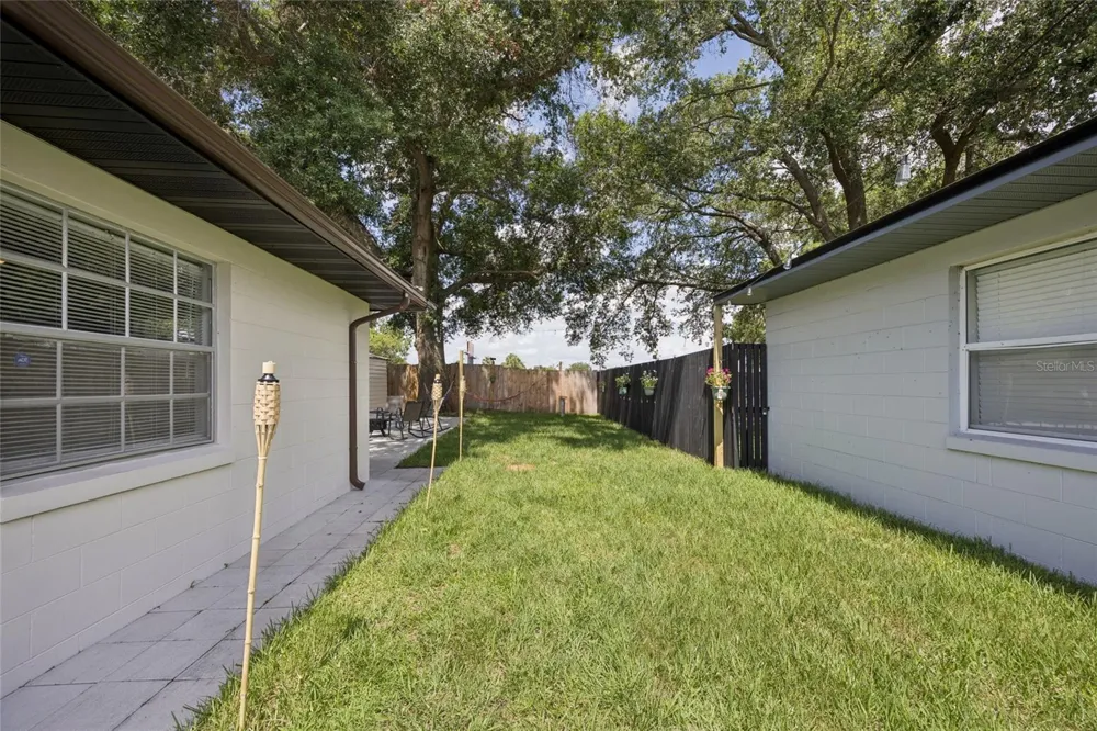 536 HIBISCUS WAY #7B Orlando, FL 32807