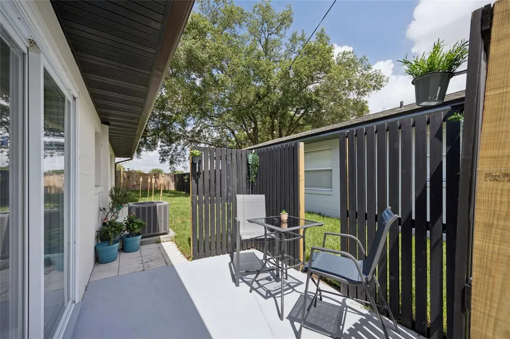 536 HIBISCUS WAY #7B Orlando, FL 32807