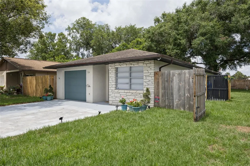 536 HIBISCUS WAY #7B Orlando, FL 32807