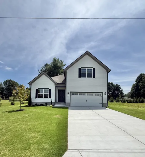 284 Country Circle